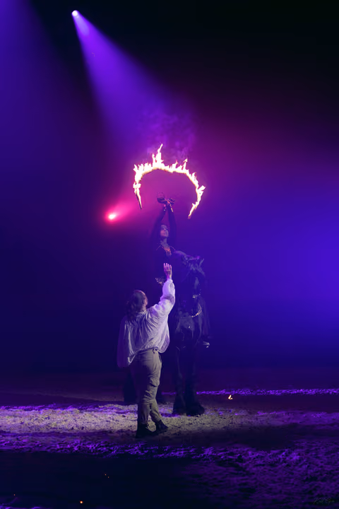 Photo 581 de la galerie du spectacle Aya.