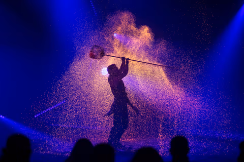 Photo 93 de la galerie du spectacle Aya.